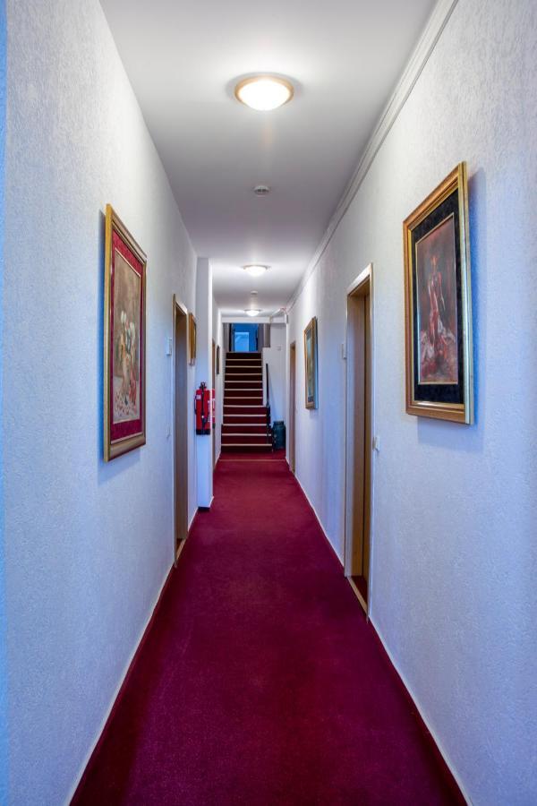 הילדסהיים Hotel Klosterturm מראה חיצוני תמונה