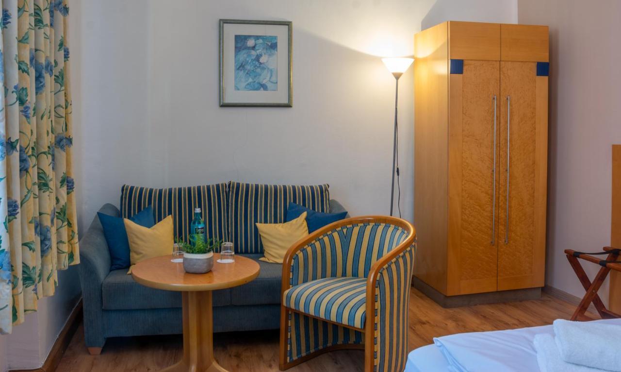 הילדסהיים Hotel Klosterturm מראה חיצוני תמונה