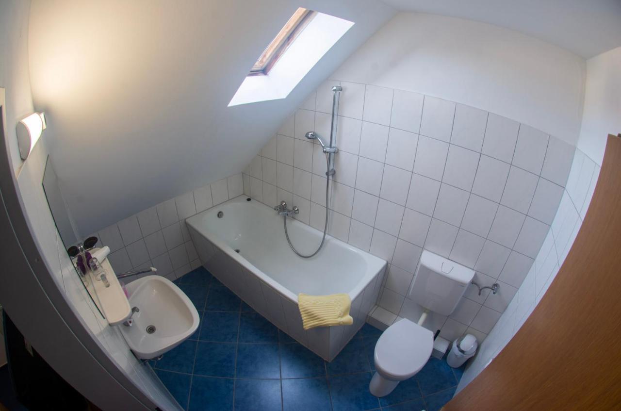 הילדסהיים Hotel Klosterturm מראה חיצוני תמונה